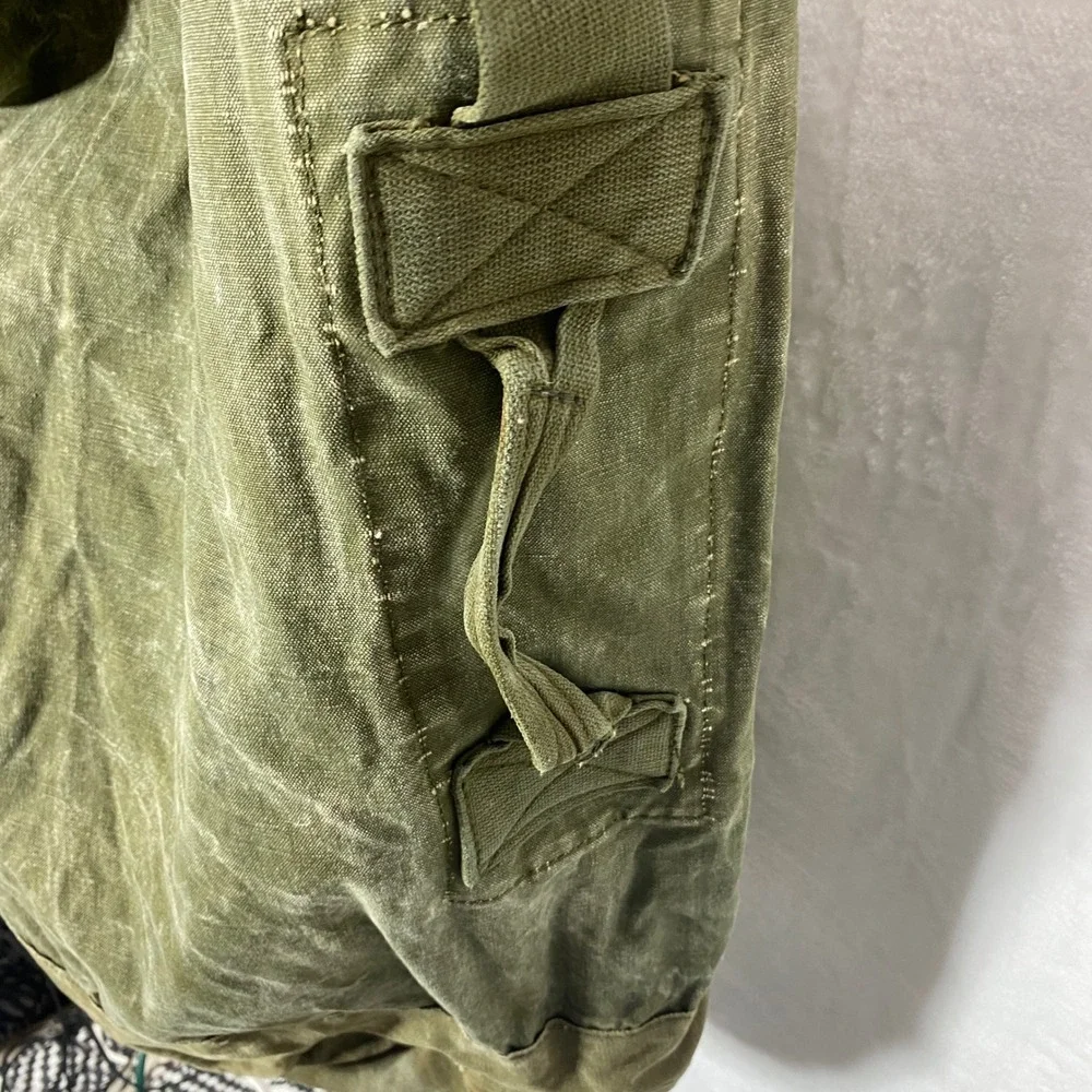 Vintage Olive Green Canvas FieldArmy Duffle Bag